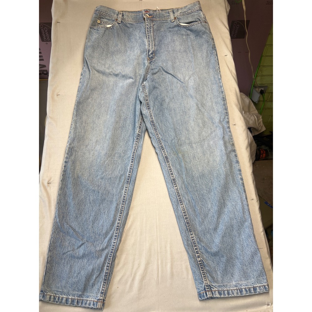 Eddie Bauer Mens Relaxed Fit Light Wash Blue Denim Straight Leg Jeans 34x28.5